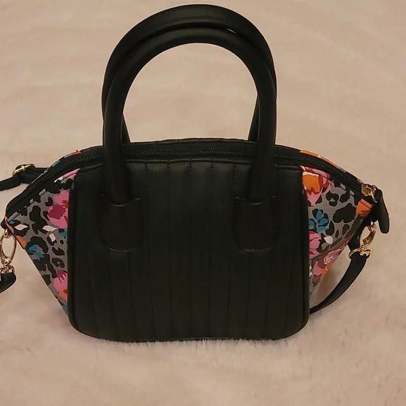 New Betsy Johnson Purse - Picture 4 of 10